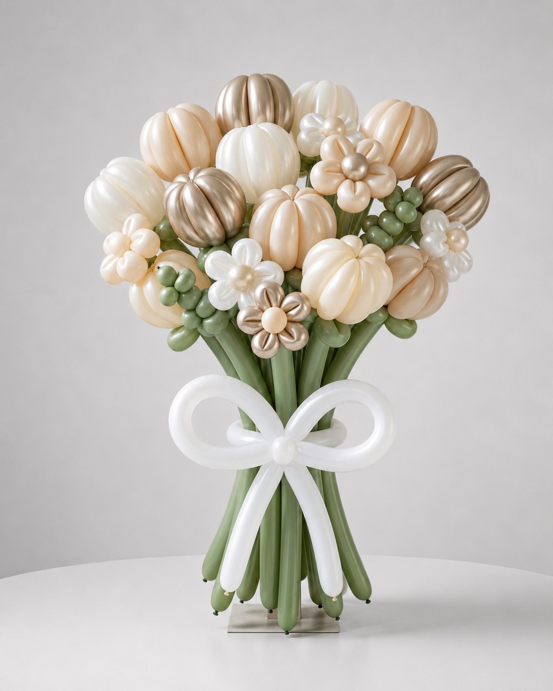 Ballonblumenstrauß „Champagne Garden“